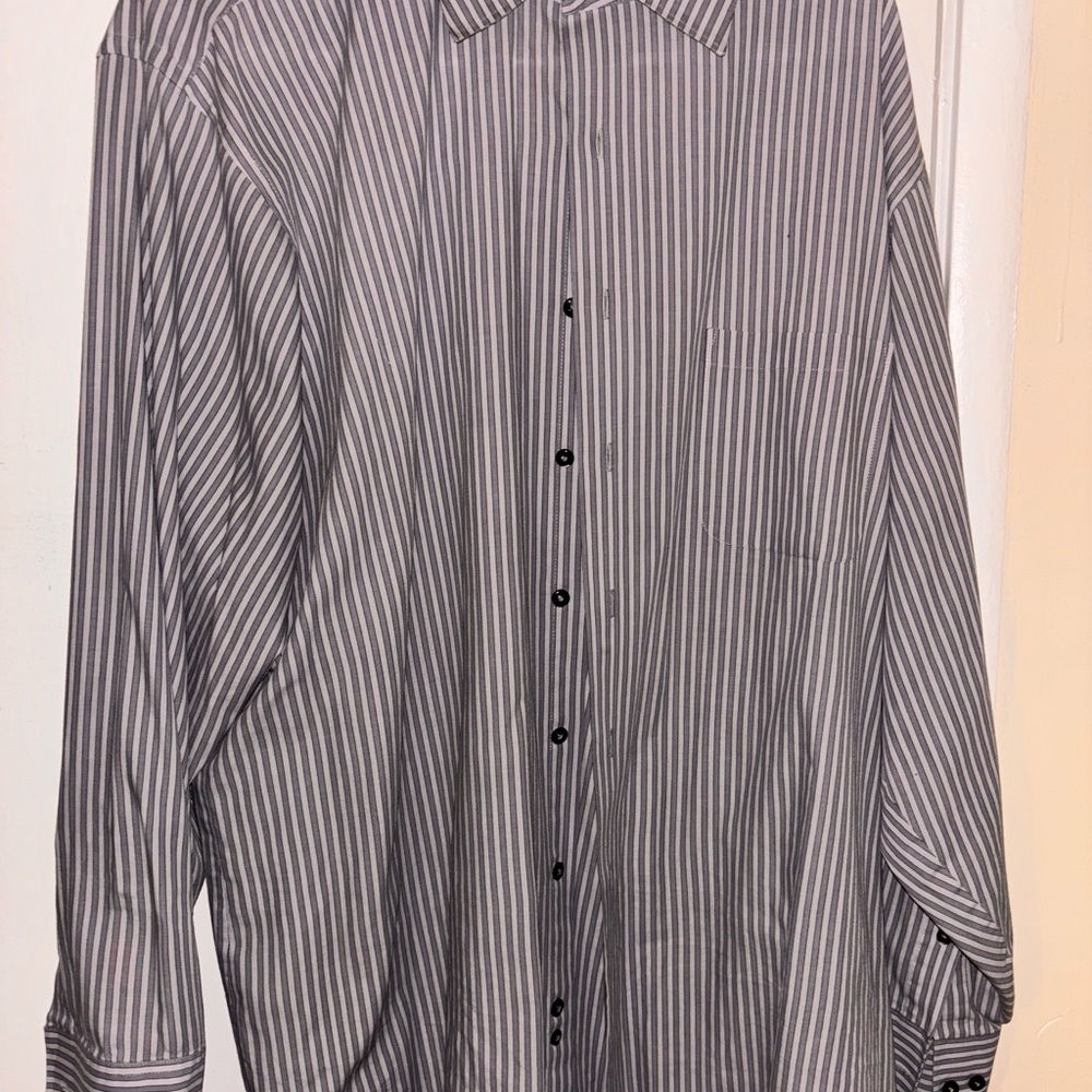 Geoffrey Beene Gray Dress Shirt with Stripes